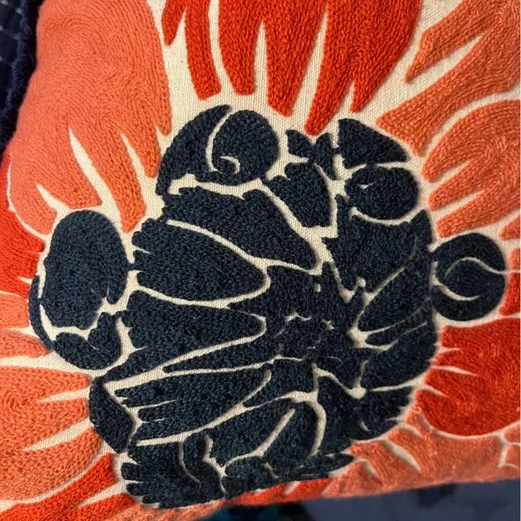 NWT Decorative Accent Pillow - Picture 4 of 7